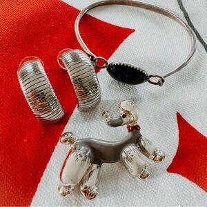 Vintage Classic Elegant 3 Piece Silver Jewelry Set Brooch Bangle Earrings